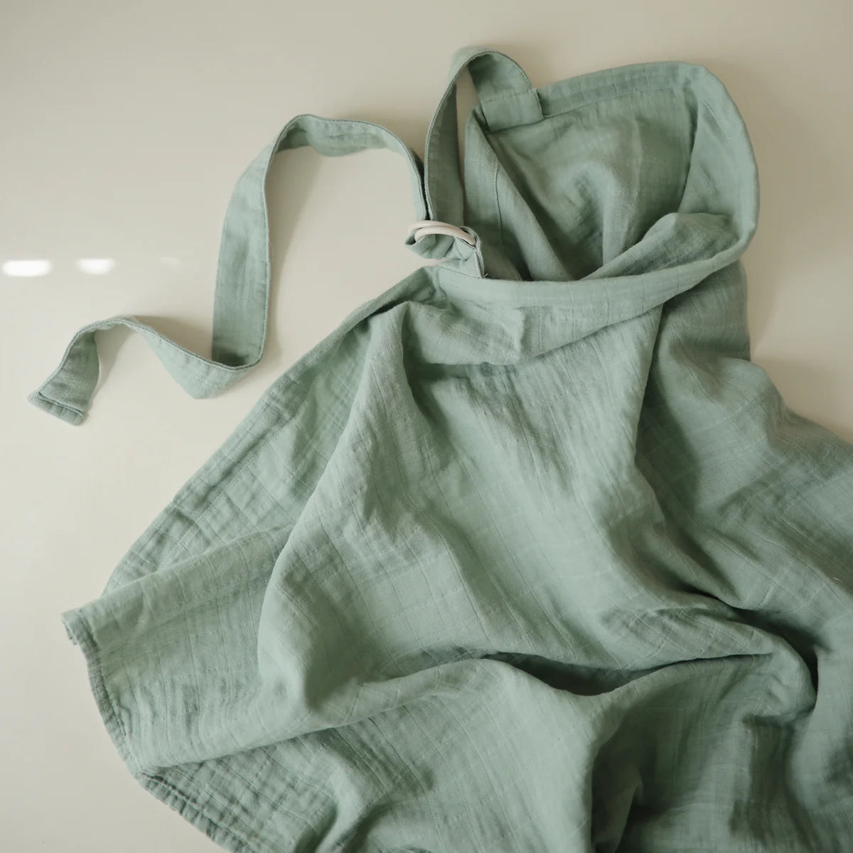MUSLIN NURSING COVER