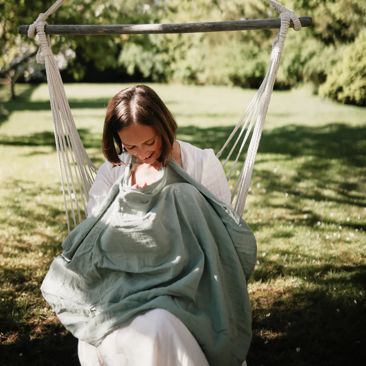 MUSLIN NURSING COVER