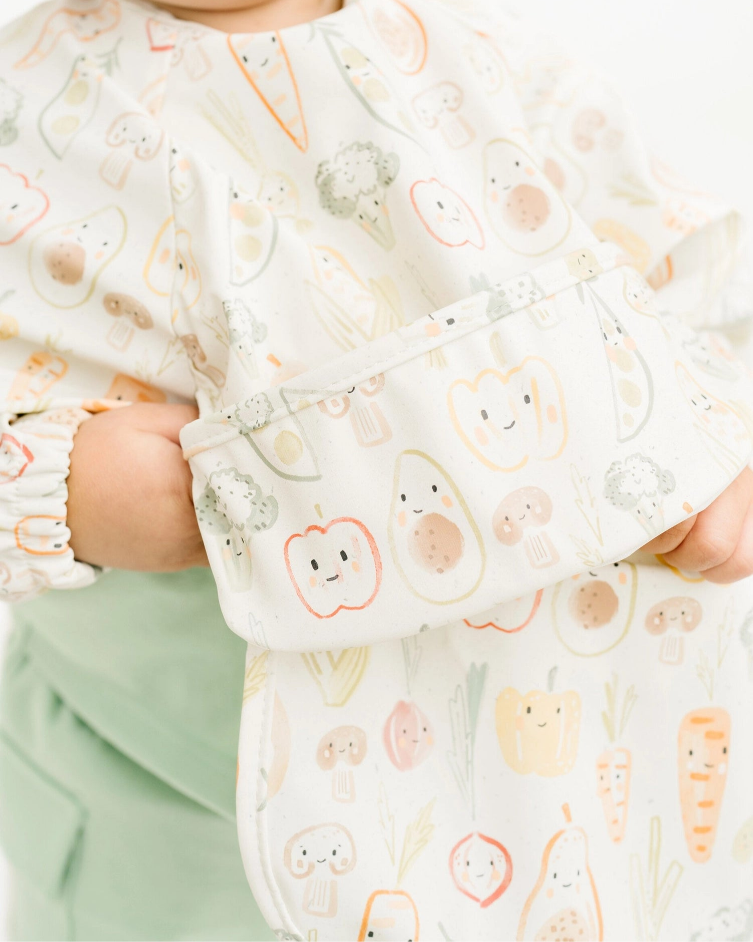VEGGIE FRIENDS LONG SLEEVE BIB