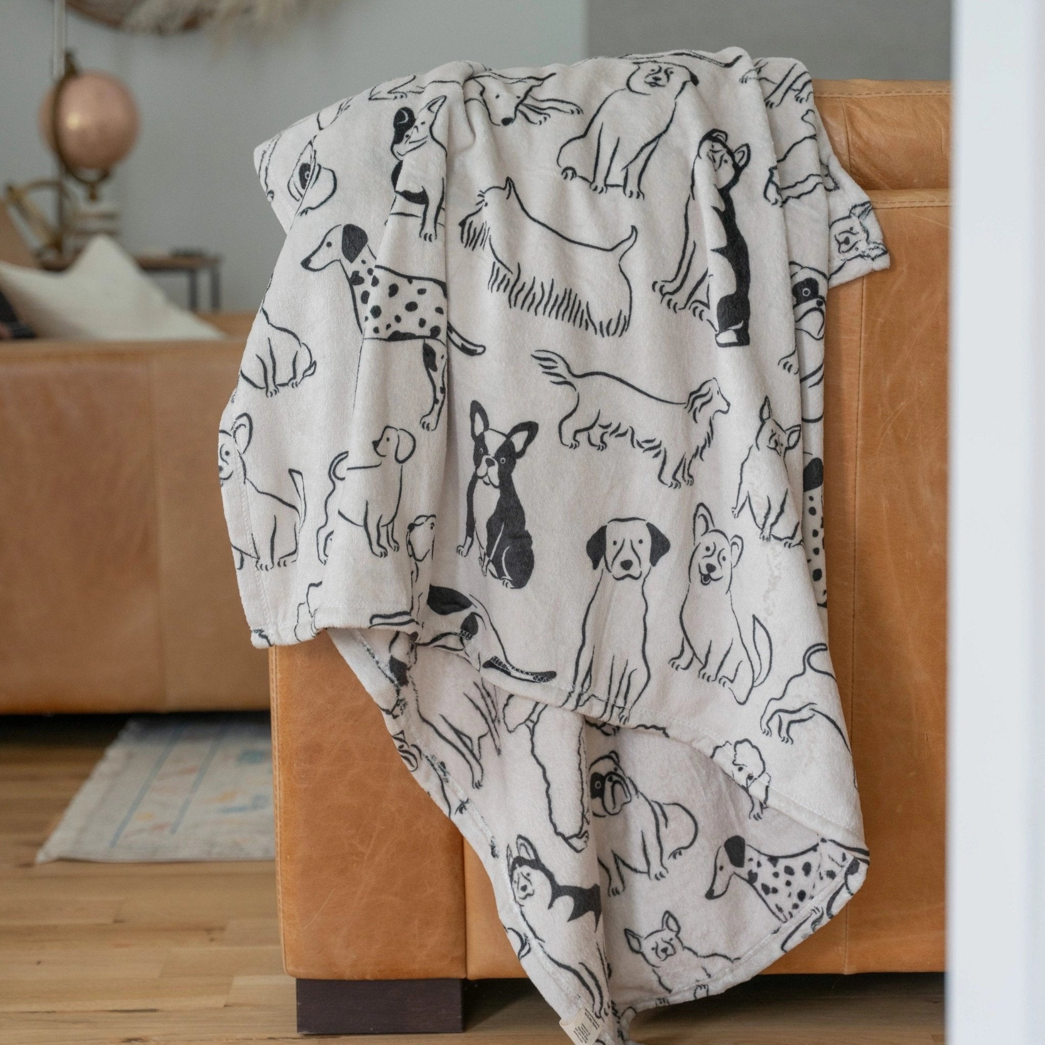 GOOD DOG DOUBLE SIDED THROW BLANKET