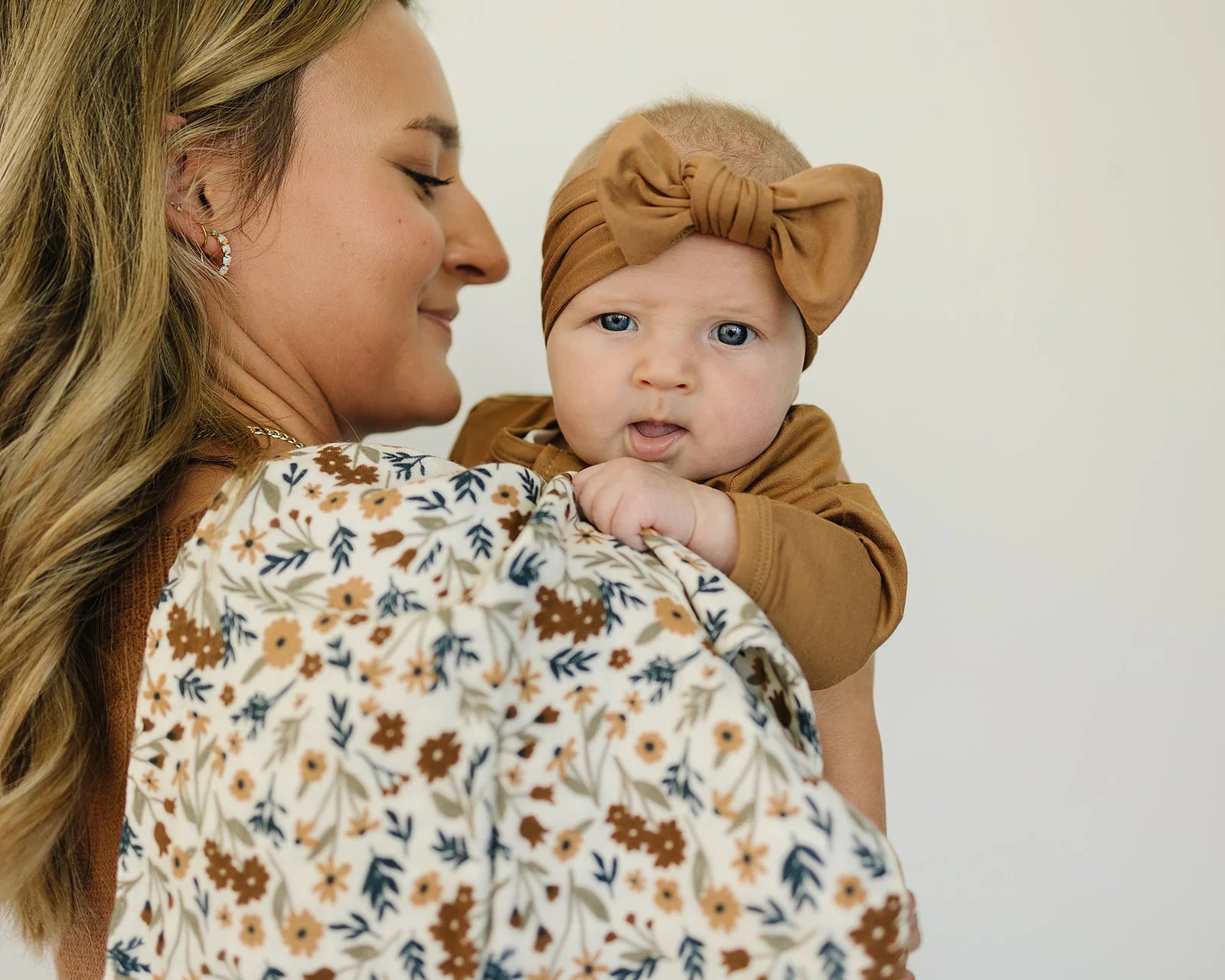 HARVEST FLORAL MUSLIN BURP CLOTH