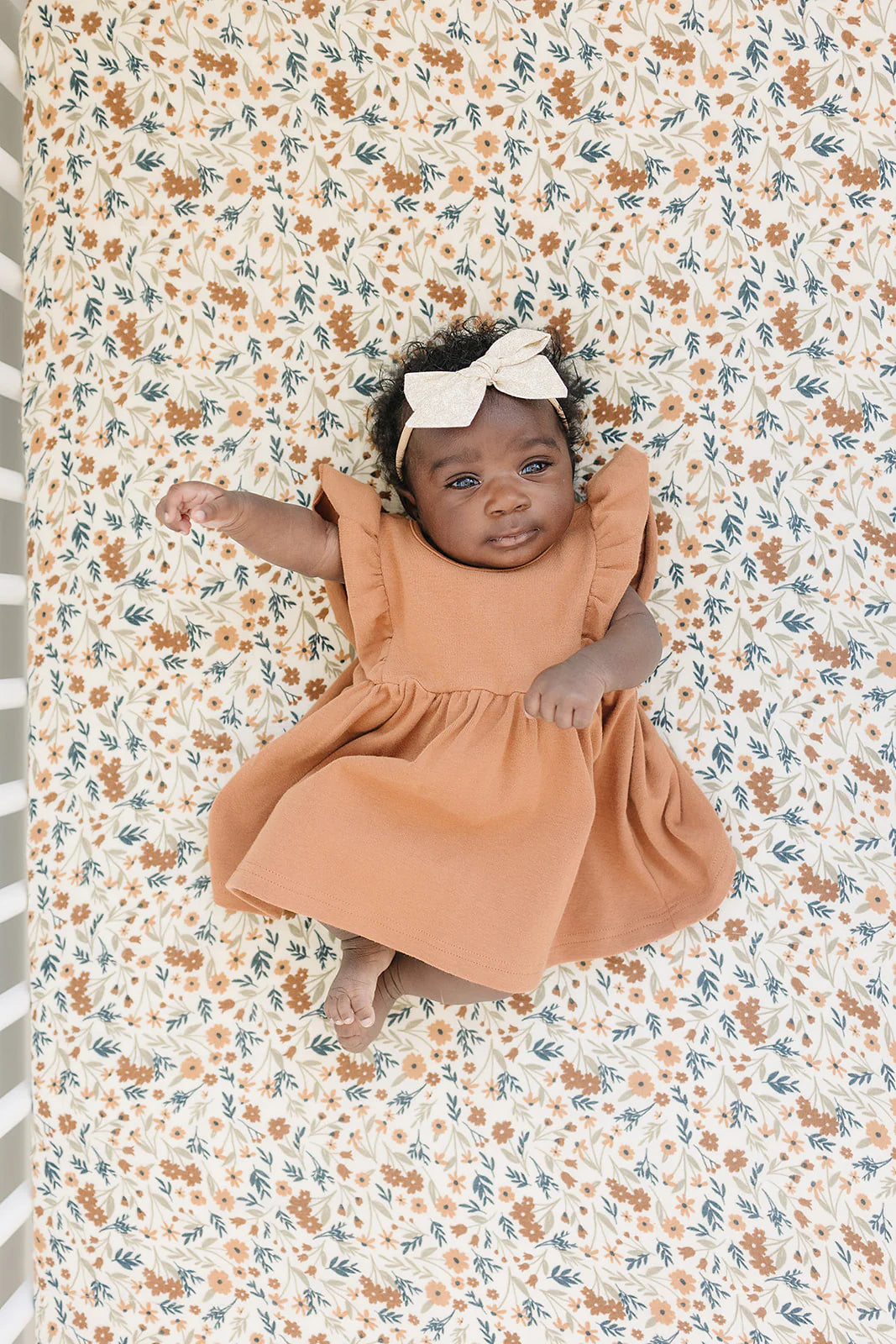 HARVEST FLORAL MUSLIN CRIB SHEET