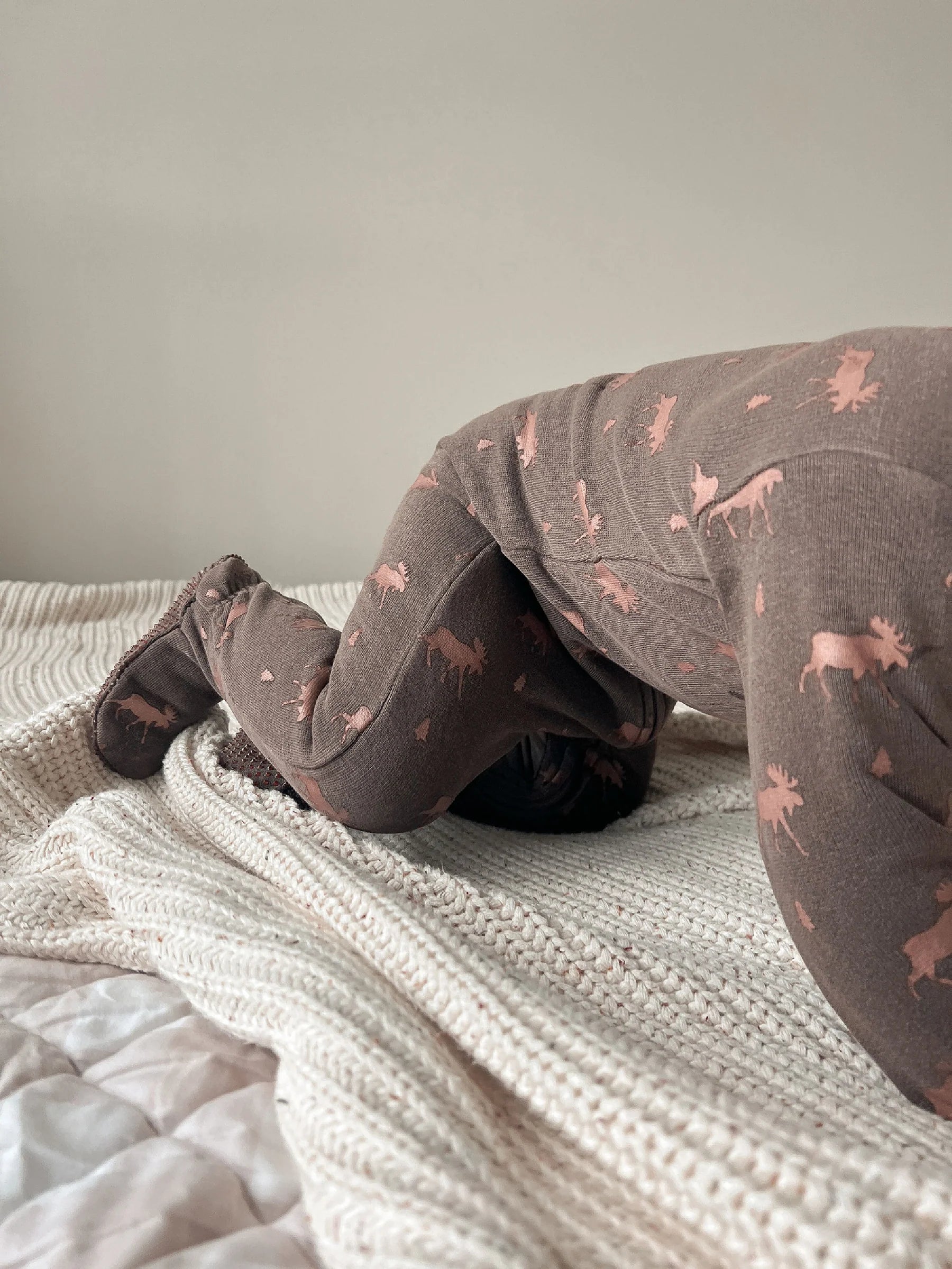 ORGANIC BARK MOOSE ZIPPER FOOTIE