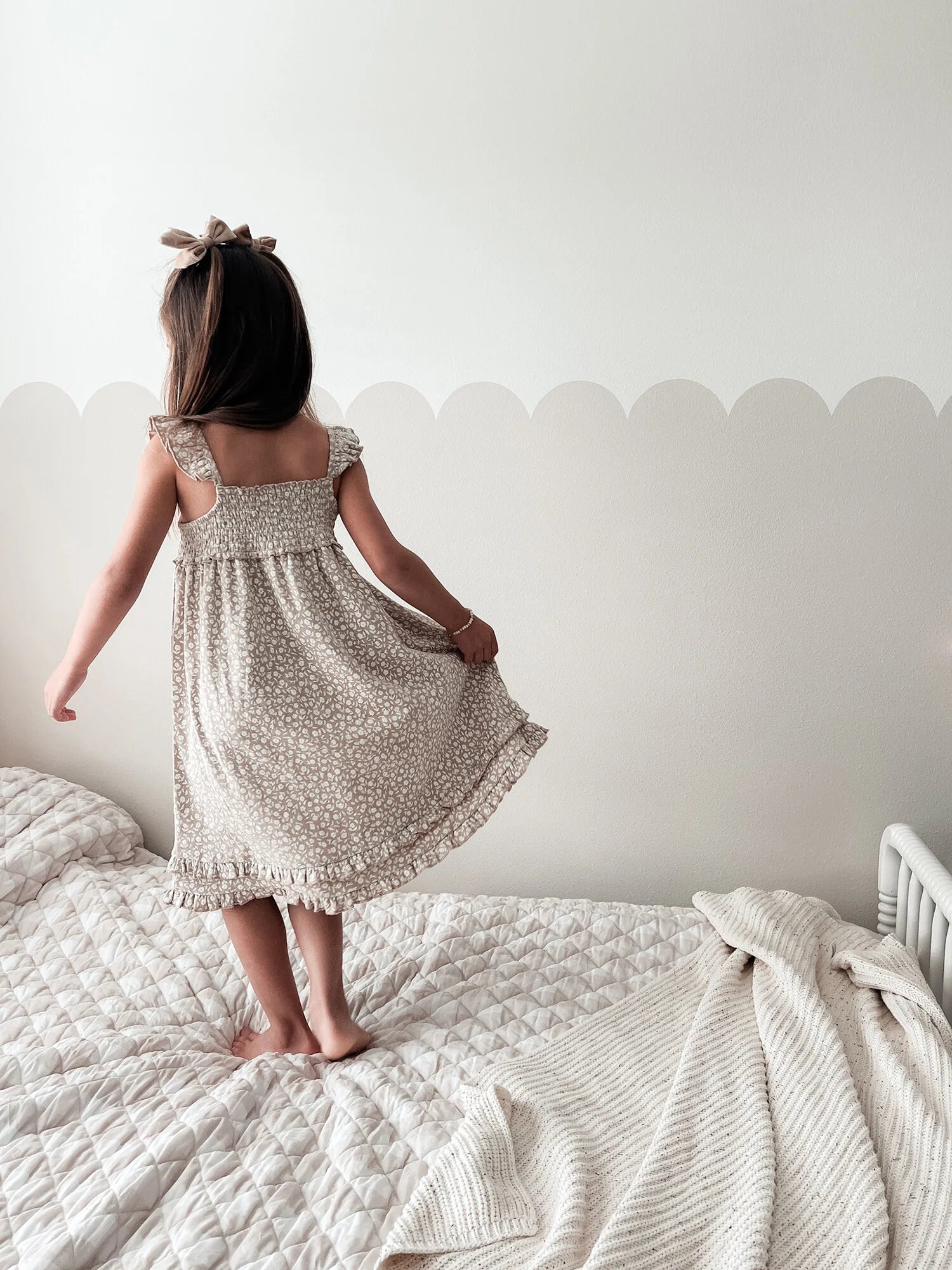 OATMEAL DITSY ORGANIC SMOCKED SUMMER DRESS