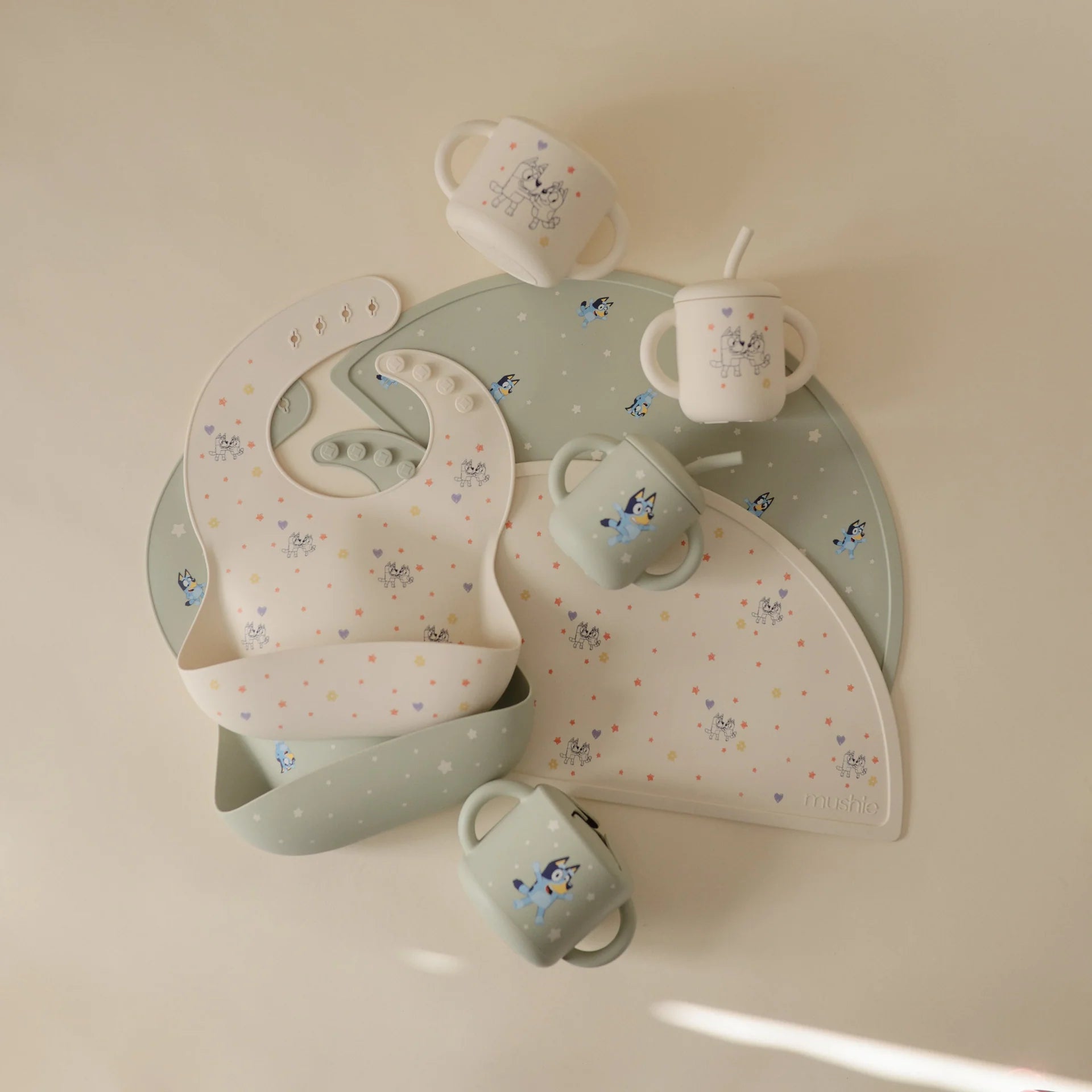 BLUEY X MUSHIE SILICONE BABY BIB