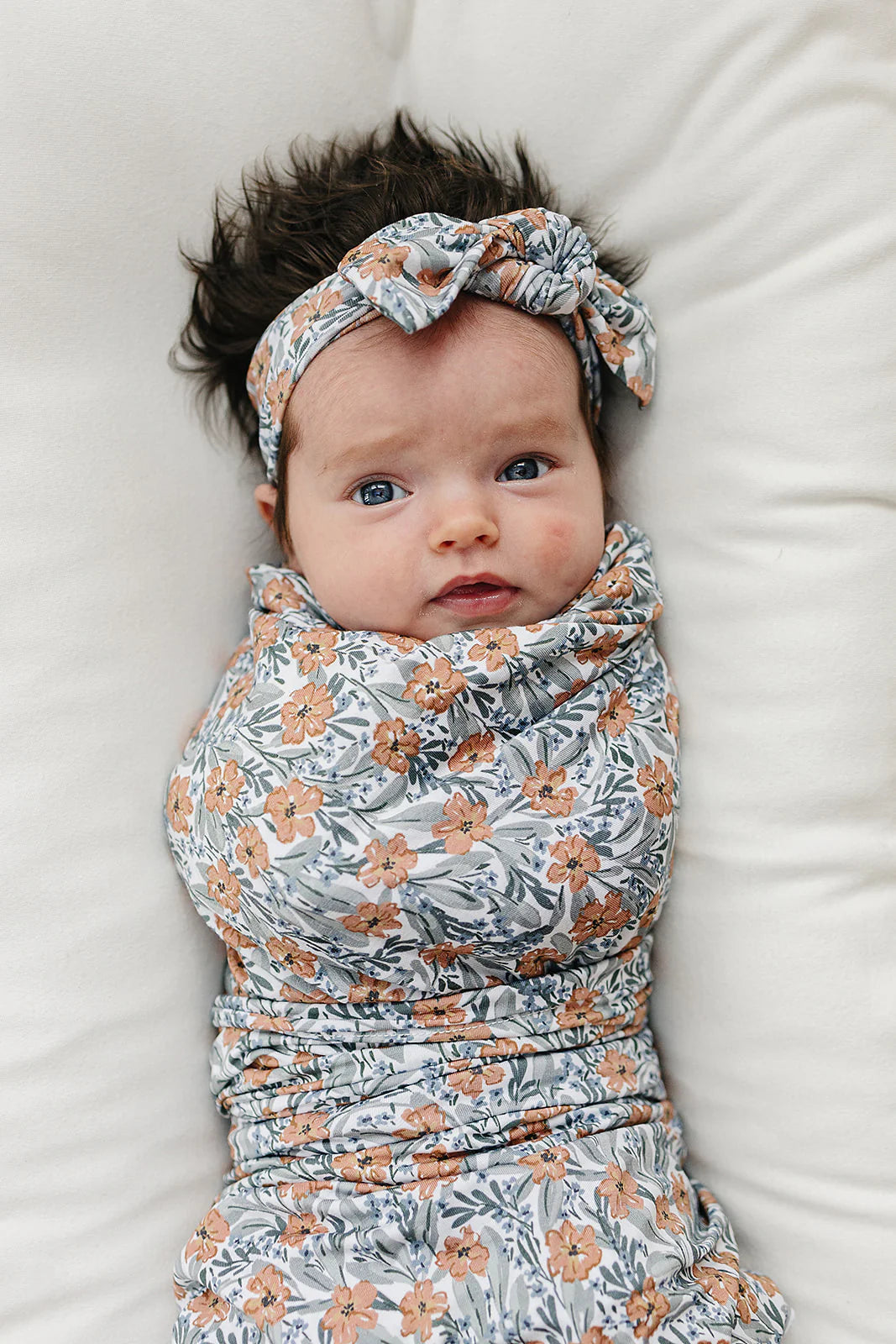 DAINTY FLORAL BAMBOO SWADDLE