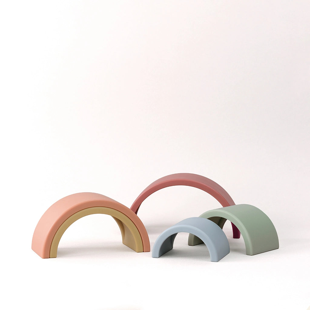 RITZY RAINBOW STACKING TOY