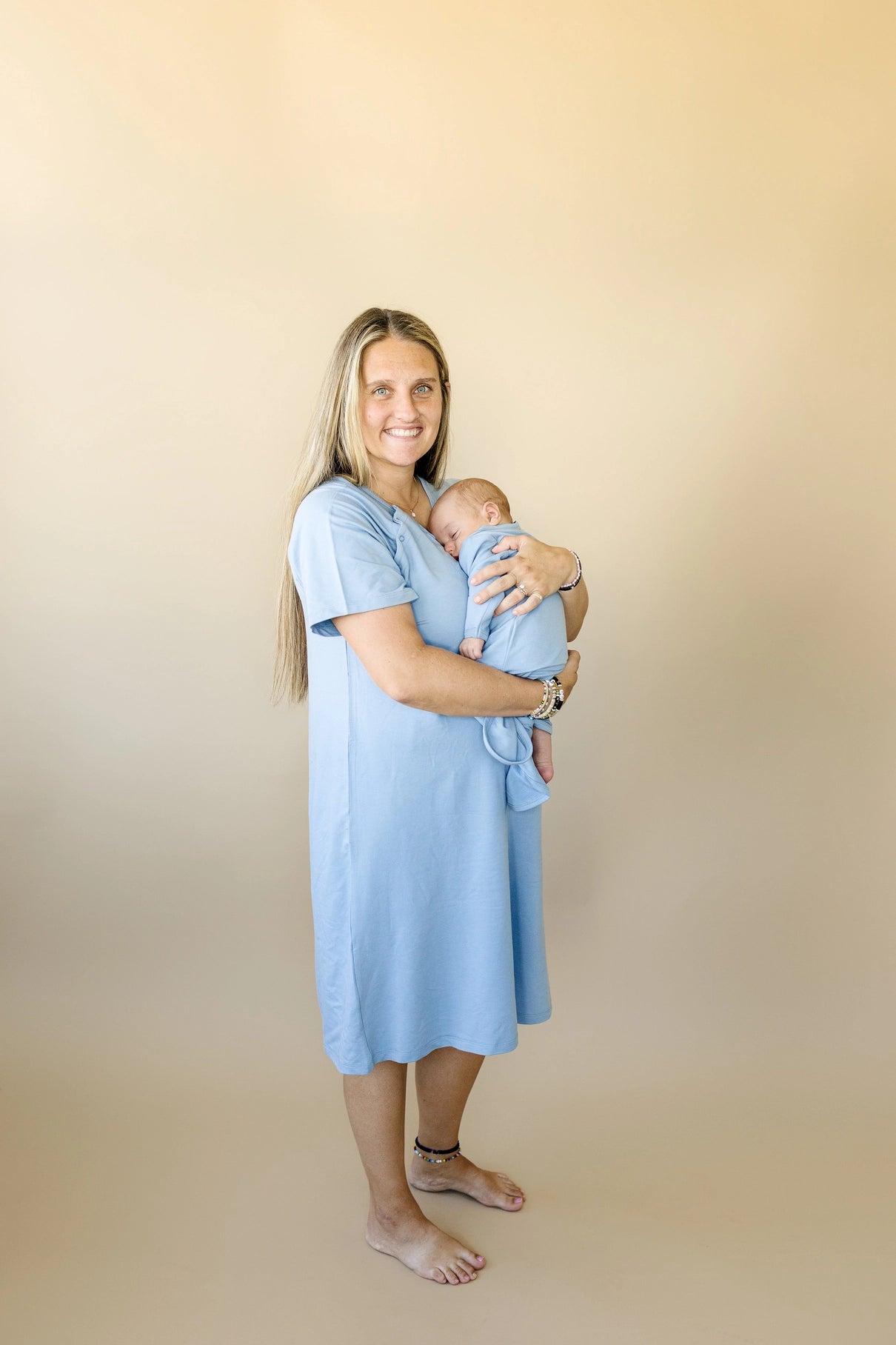 WOMENS BLUE LABOR AND DELIVERY BAMBOO GOWN