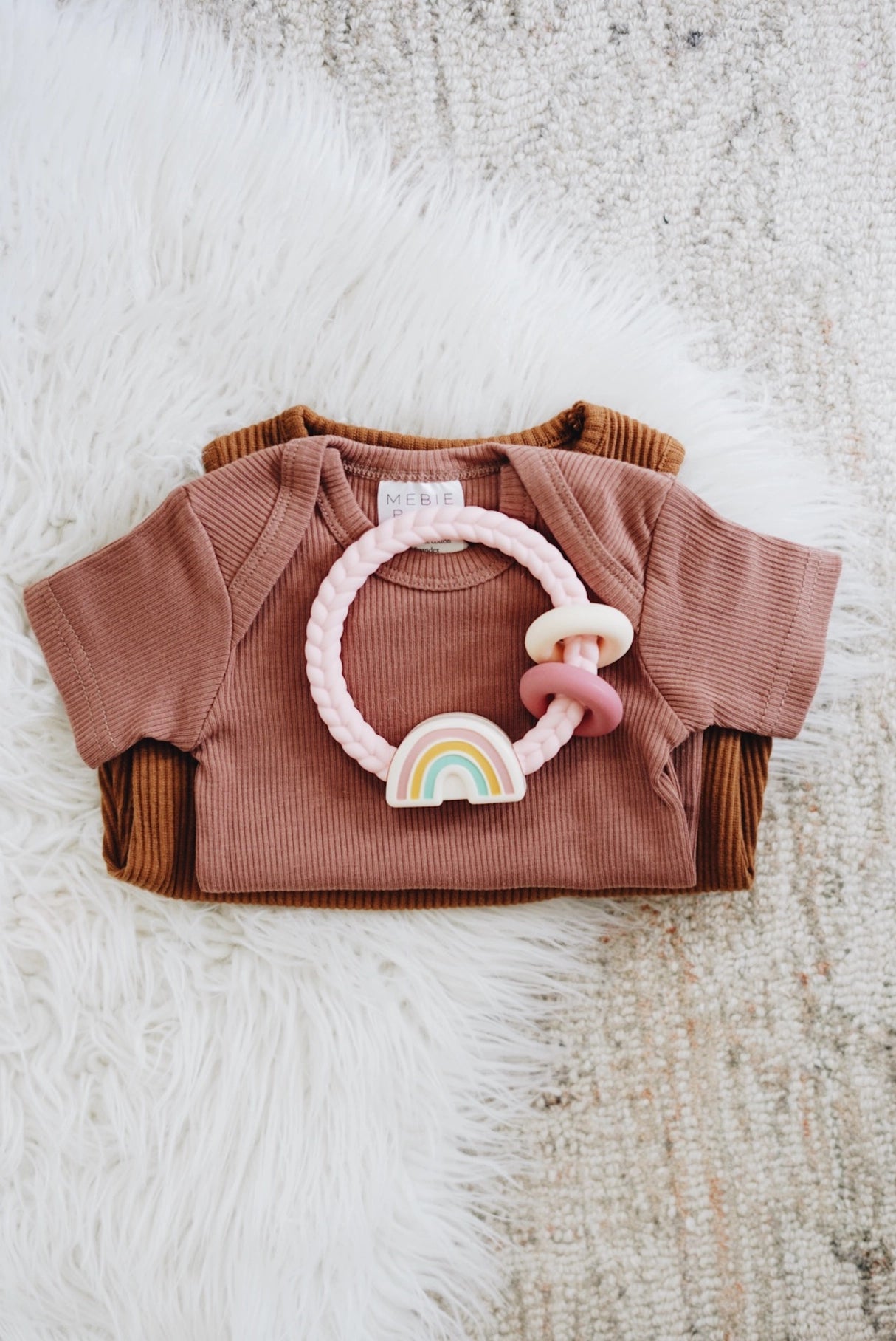 RAINBOW TEETHER