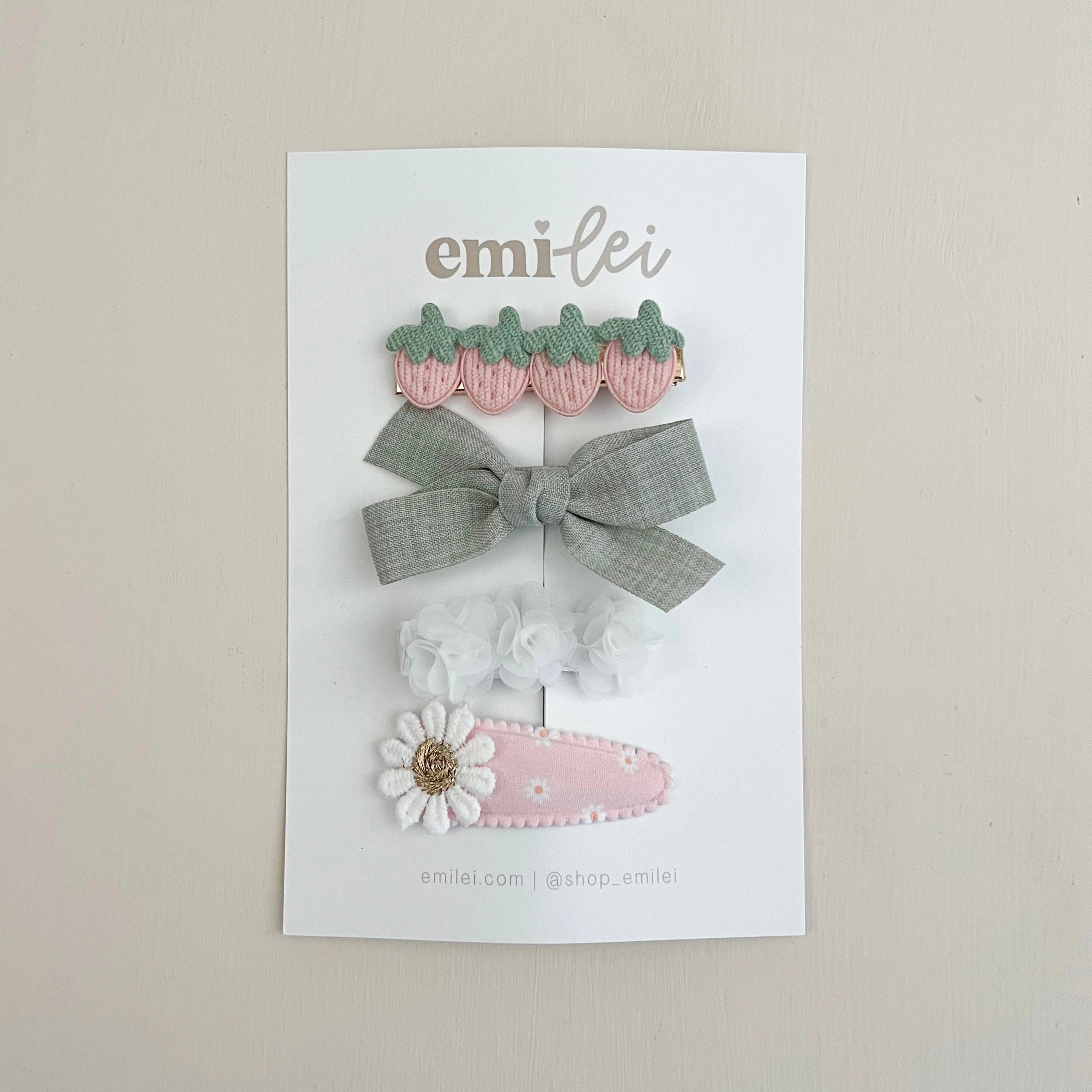SWEET DAISY HAIR CLIP SET