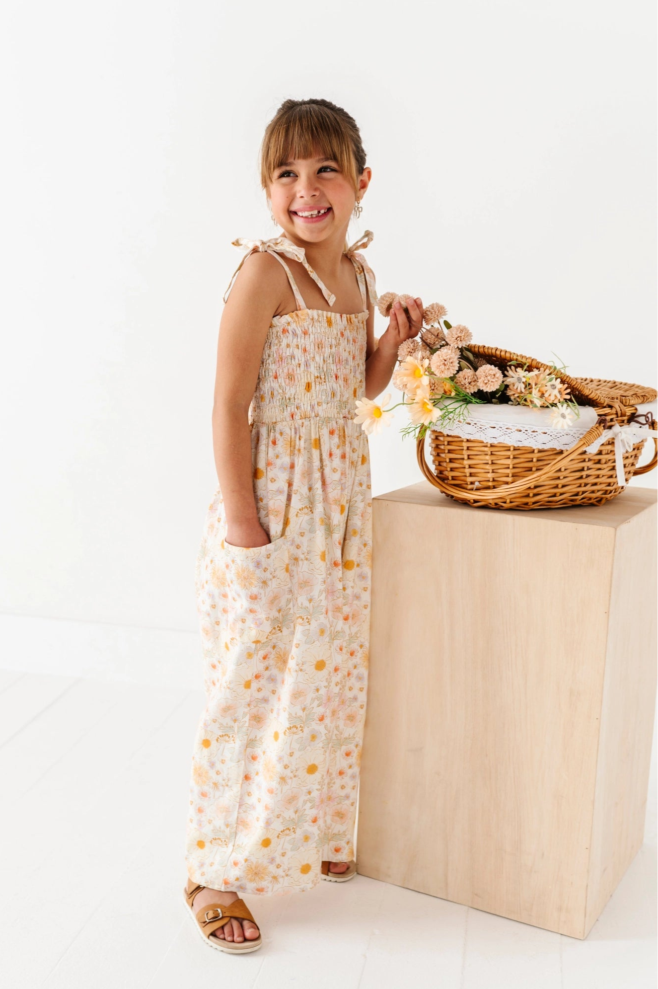 HONEYDEW MEADOW LINEN ROMPER