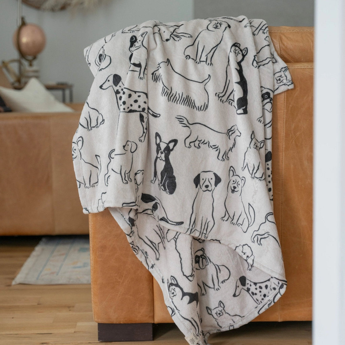 GOOD DOG DOUBLE SIDED THROW BLANKET