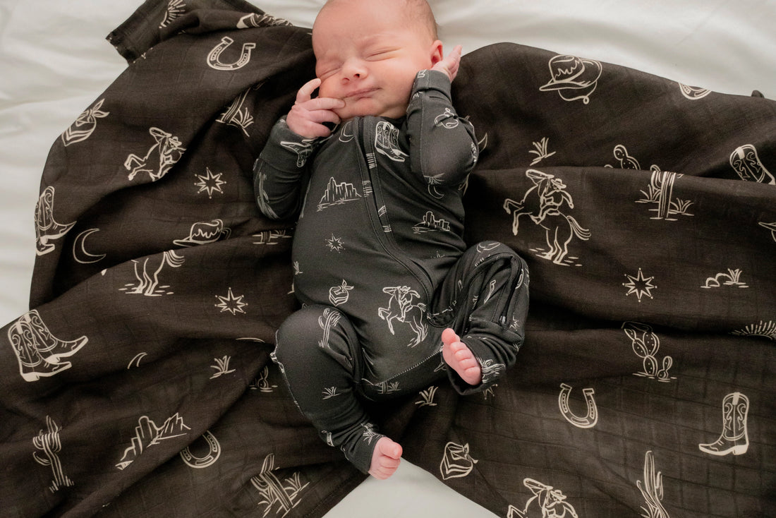 WESTERN MUSLIN SWADDLE