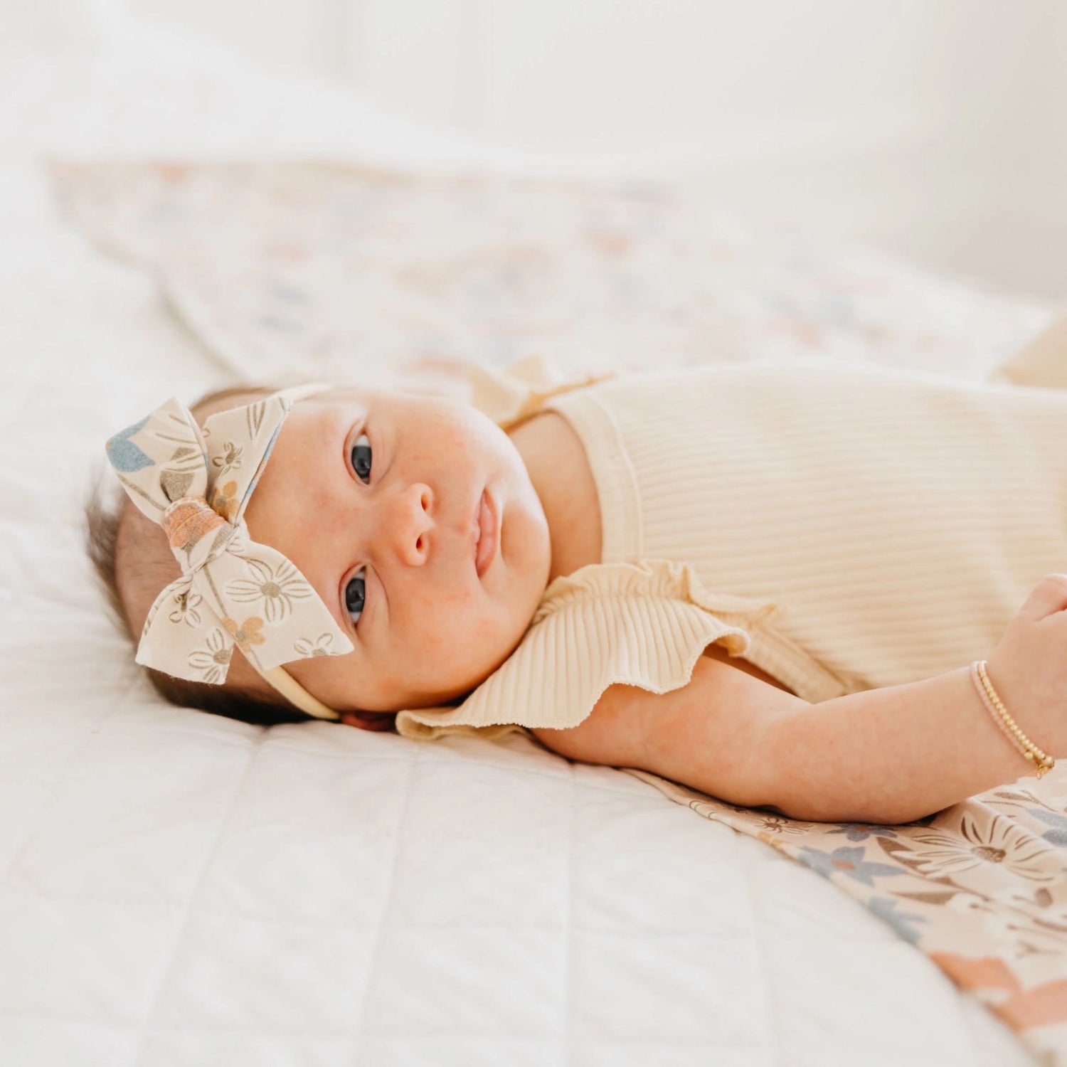 CLASSIC BABY BOW - EDEN