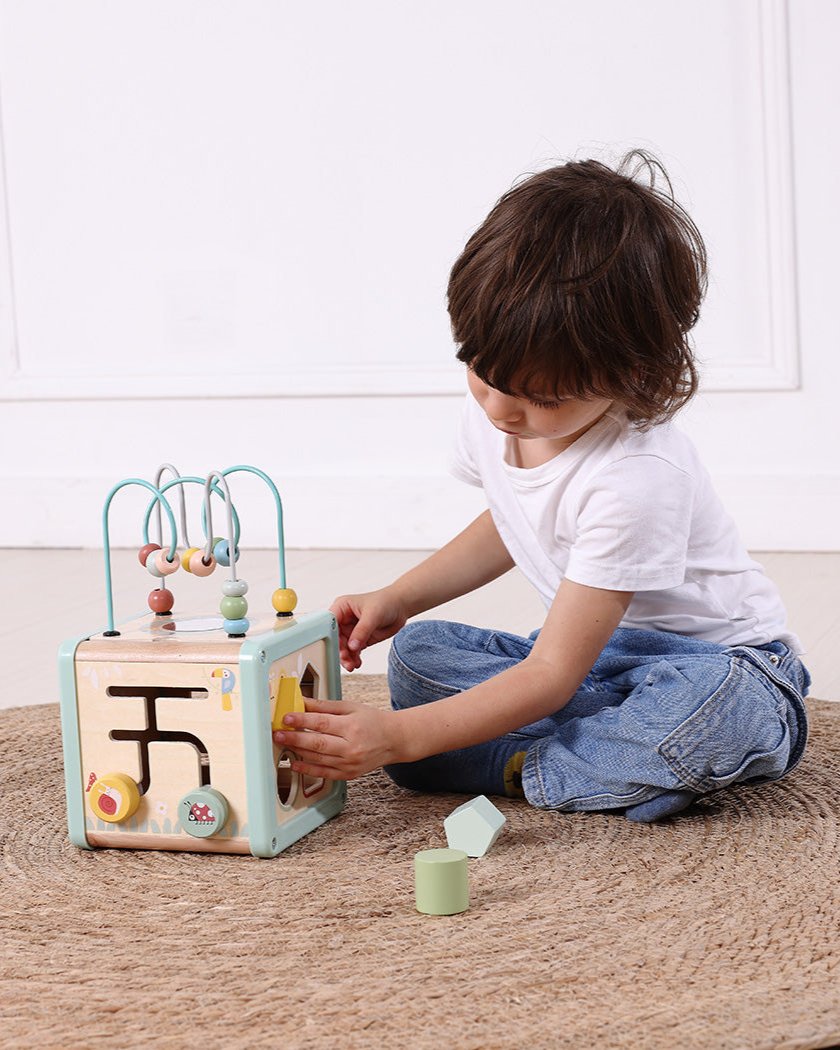 WOODEN PLAY CUBE WITH BEADS