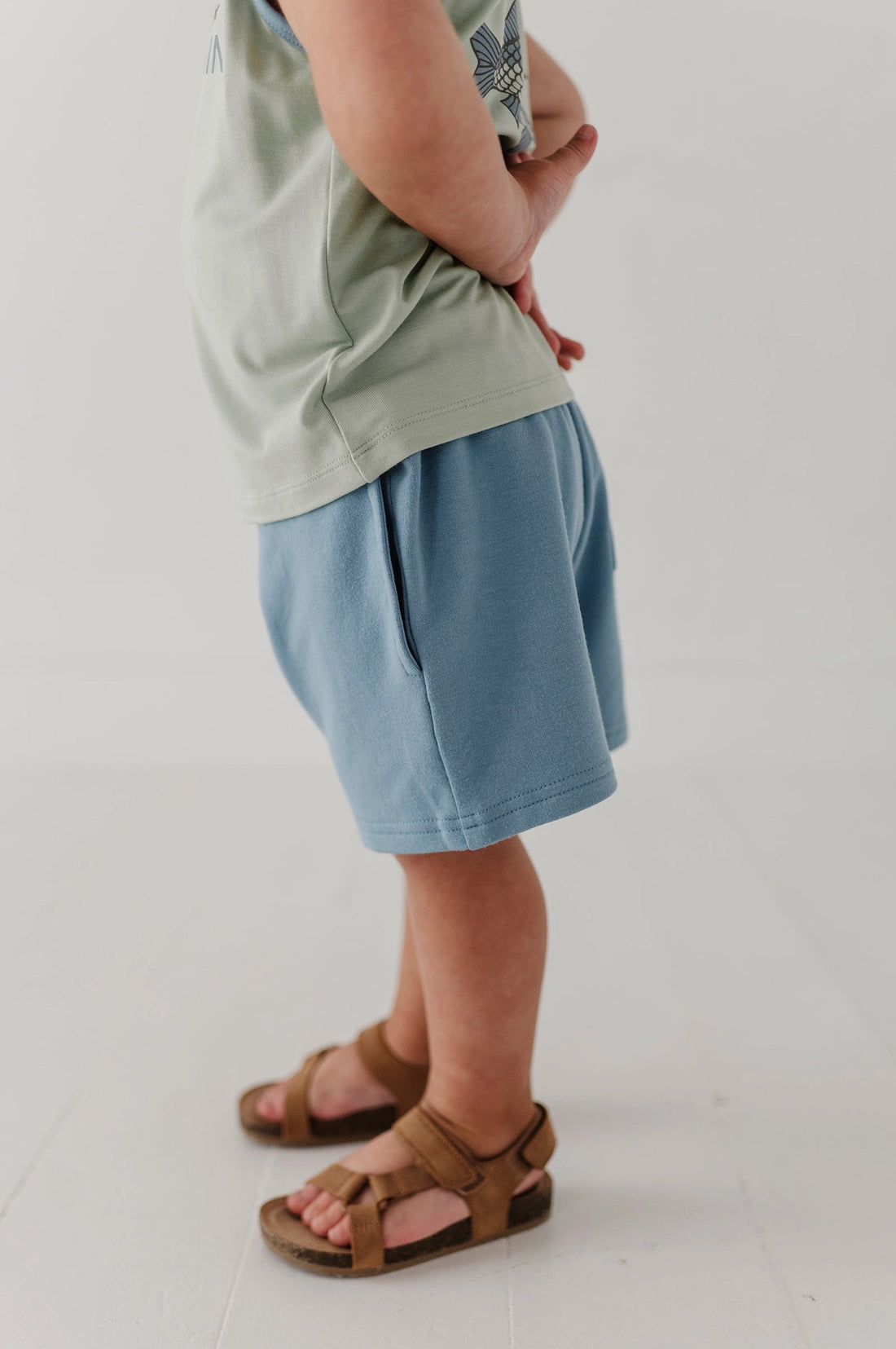 MOUNTAIN SPRING EVERYDAY SHORTS