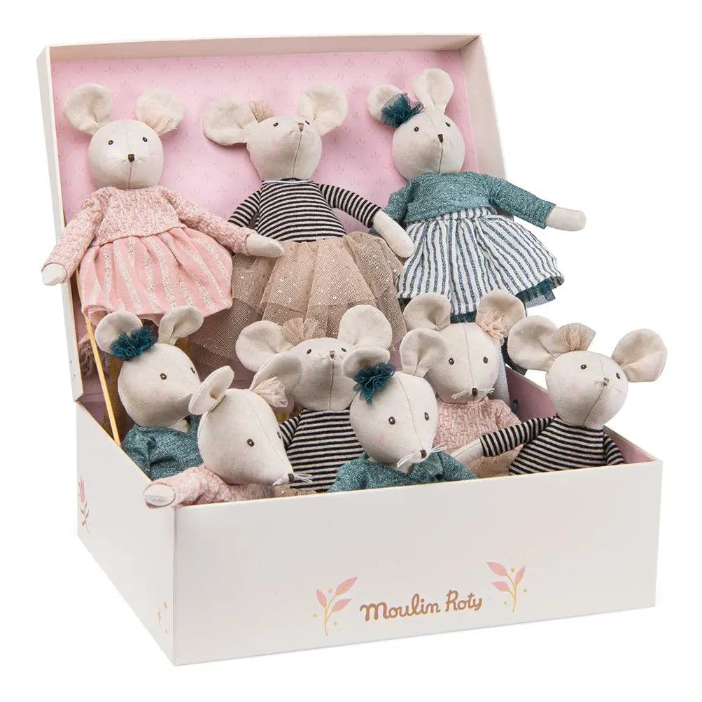 LITTLE SCHOOL DANCE MICE
