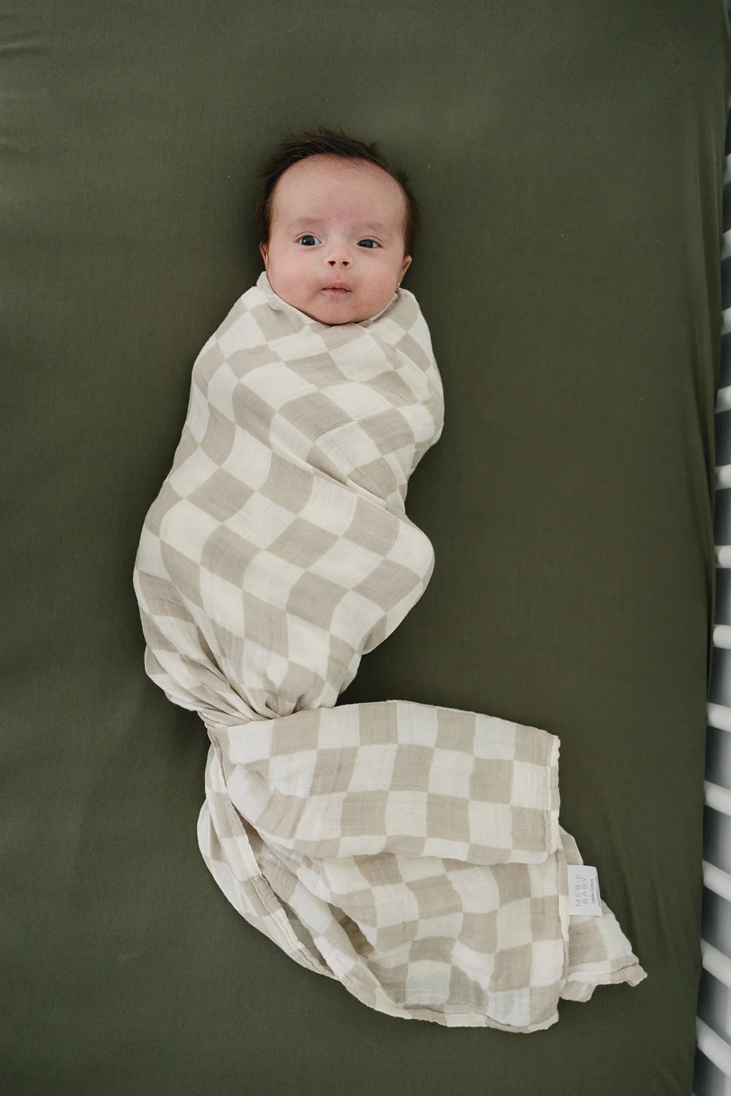 TAUPE CHECKERED MUSLIN SWADDLE BLANKET