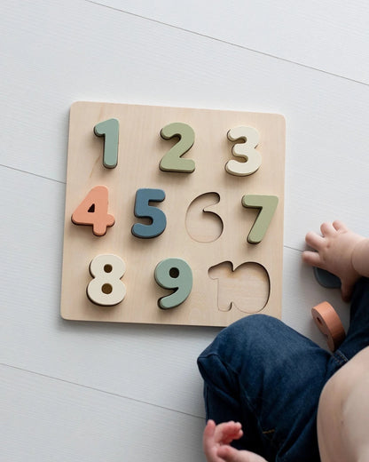 WOOD NUMBER PUZZLE