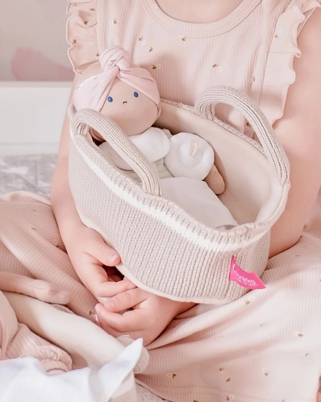 REMI + KNITTED CARRY COT