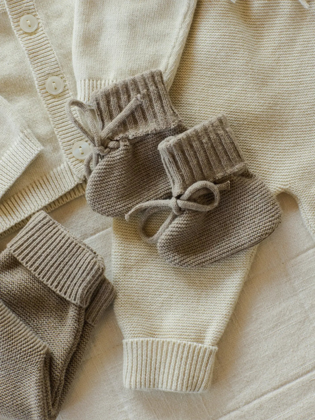 KNIT BOOTIES - HEATHERED MOCHA