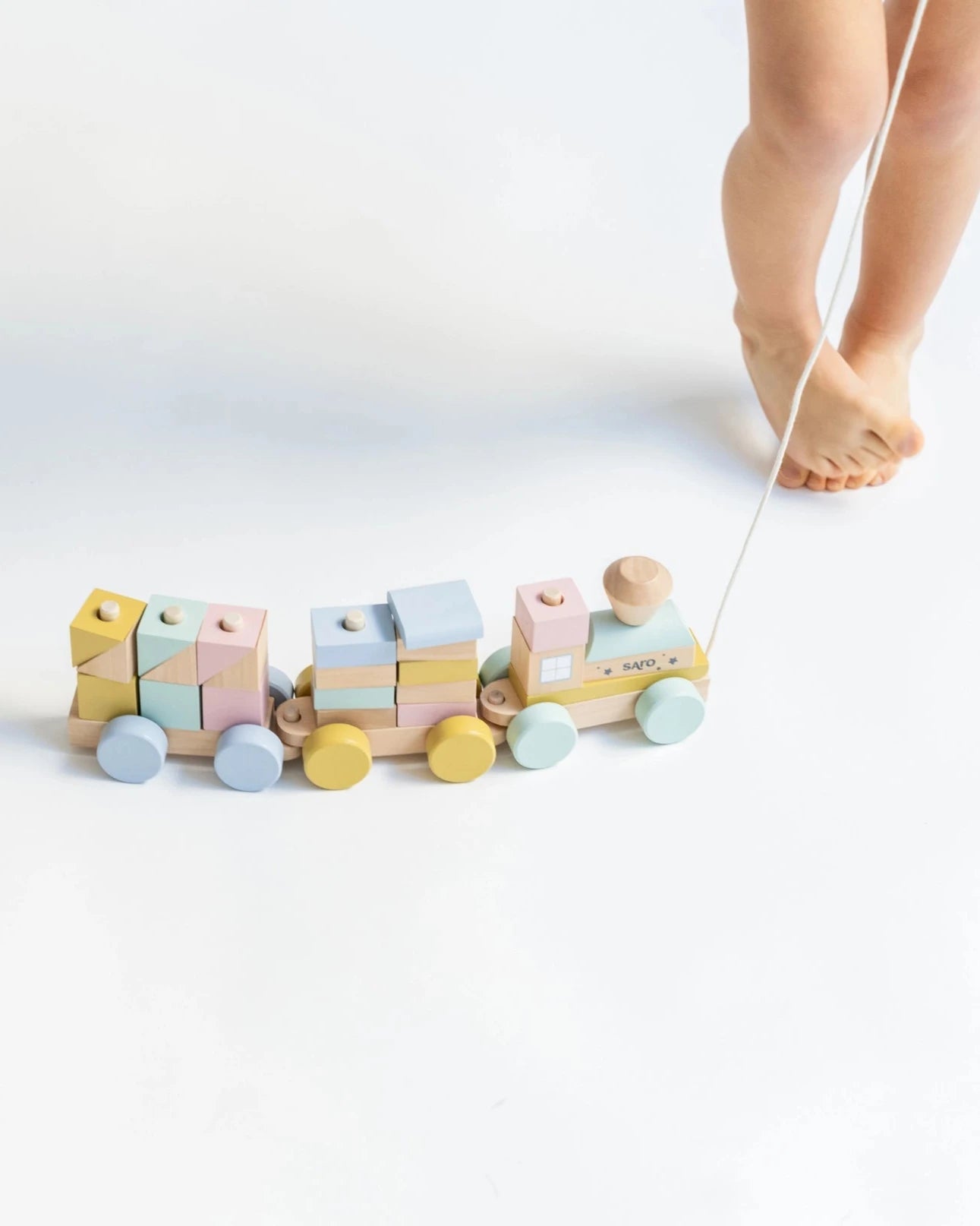 PASTEL WOODEN TRAIN