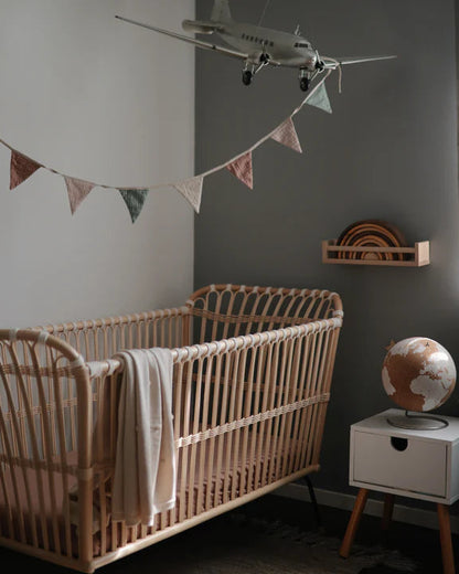 BABY FLAG GARLAND