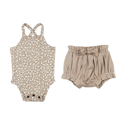 OATMEAL DITSY FLORAL CRISS CROSS BLOOMER SET
