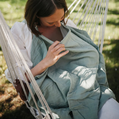 MUSLIN NURSING COVER
