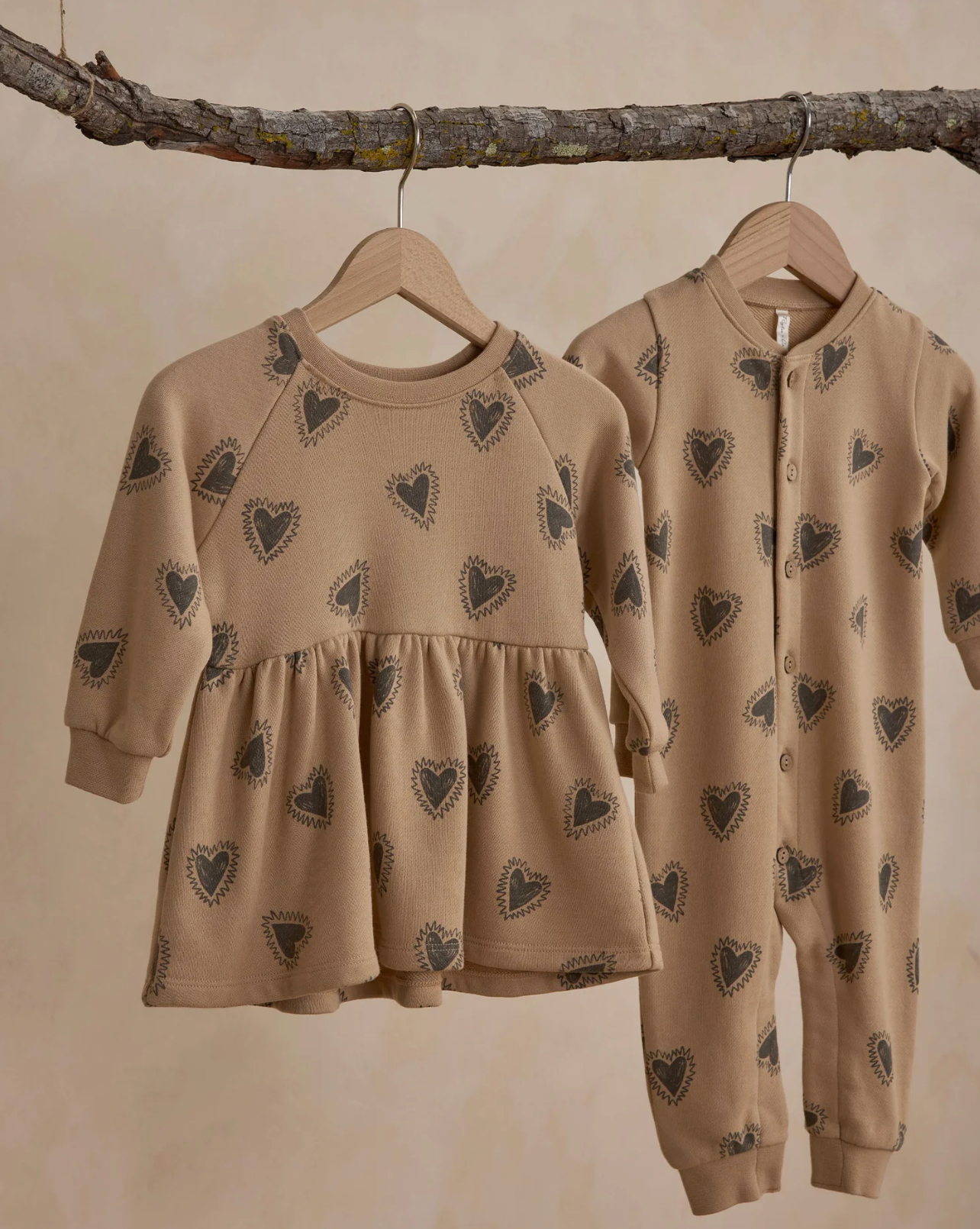 HEARTS RAGLAN DRESS