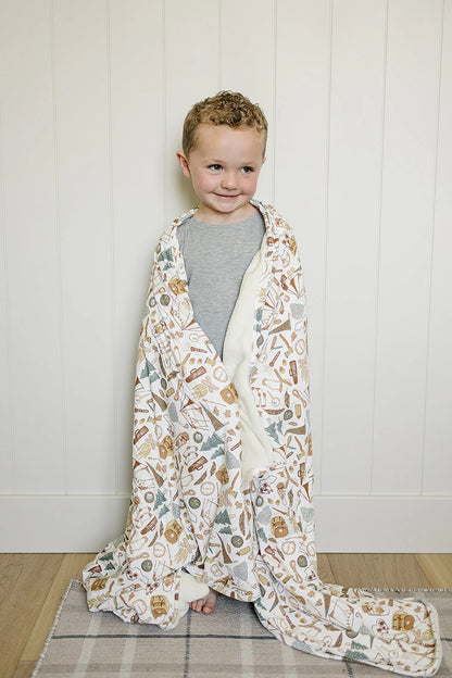 CAMPING TRIP BAMBOO FLEECE QUILT