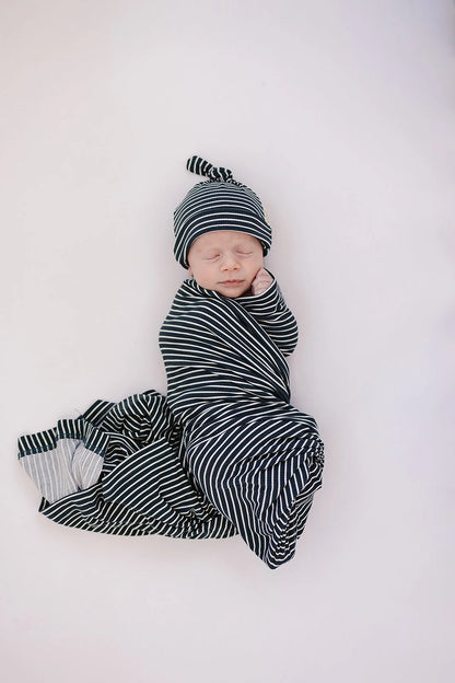 NAVY STRIPES BAMBOO STRETCH SWADDLE