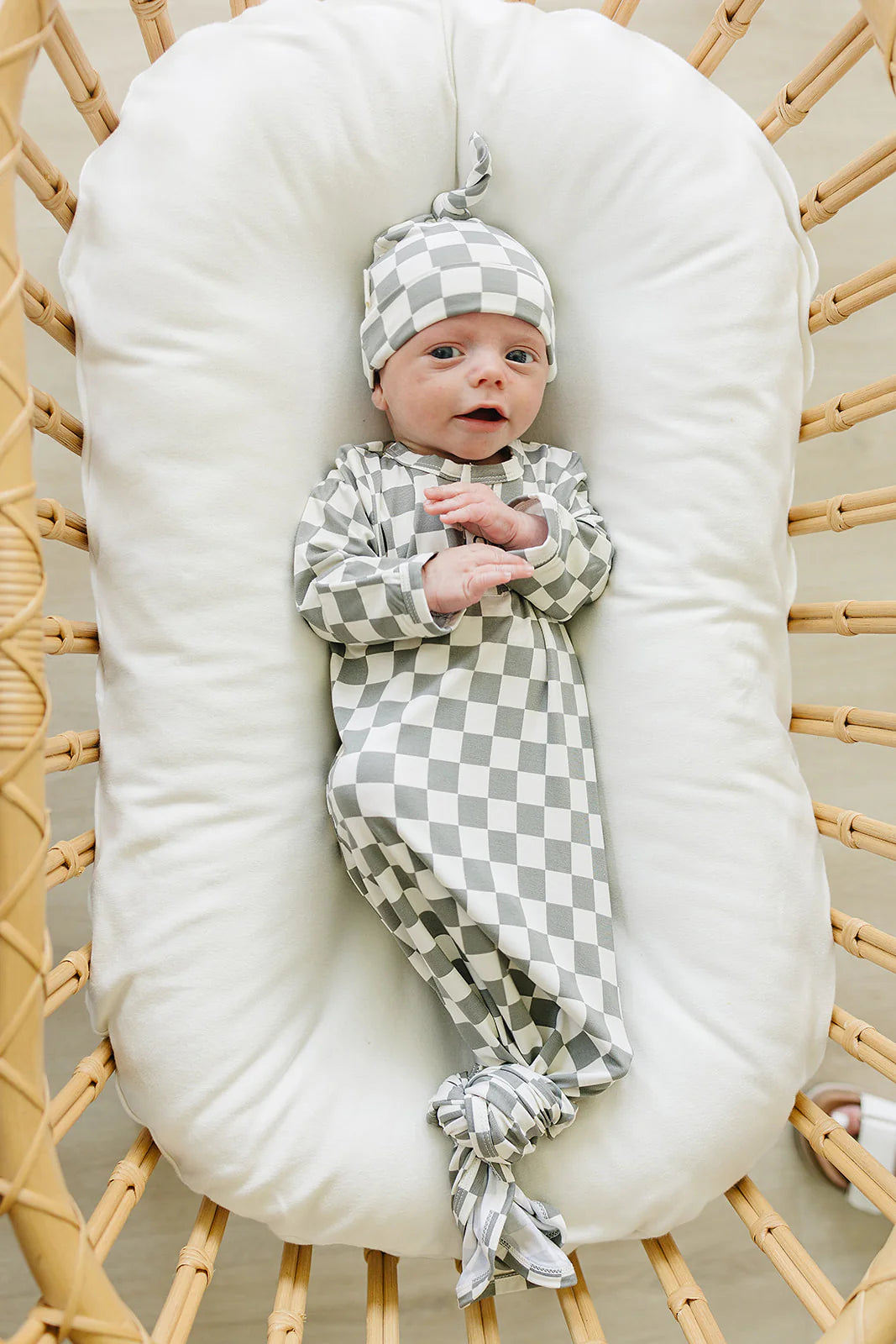 GREEN CHECKERED BAMBOO NEWBORN HAT