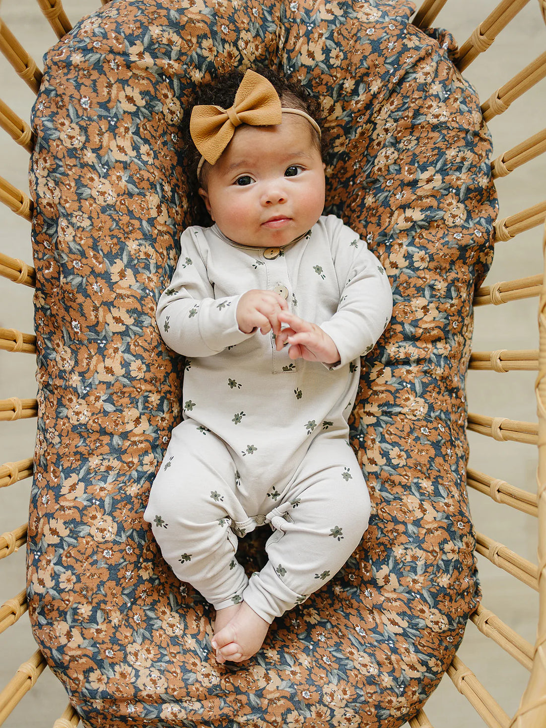 FLORAL LONG SLEEVE BUTTON ROMPER