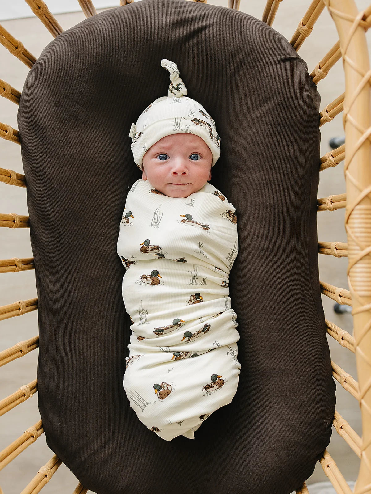 DUCKS BAMBOO STRETCH SWADDLE