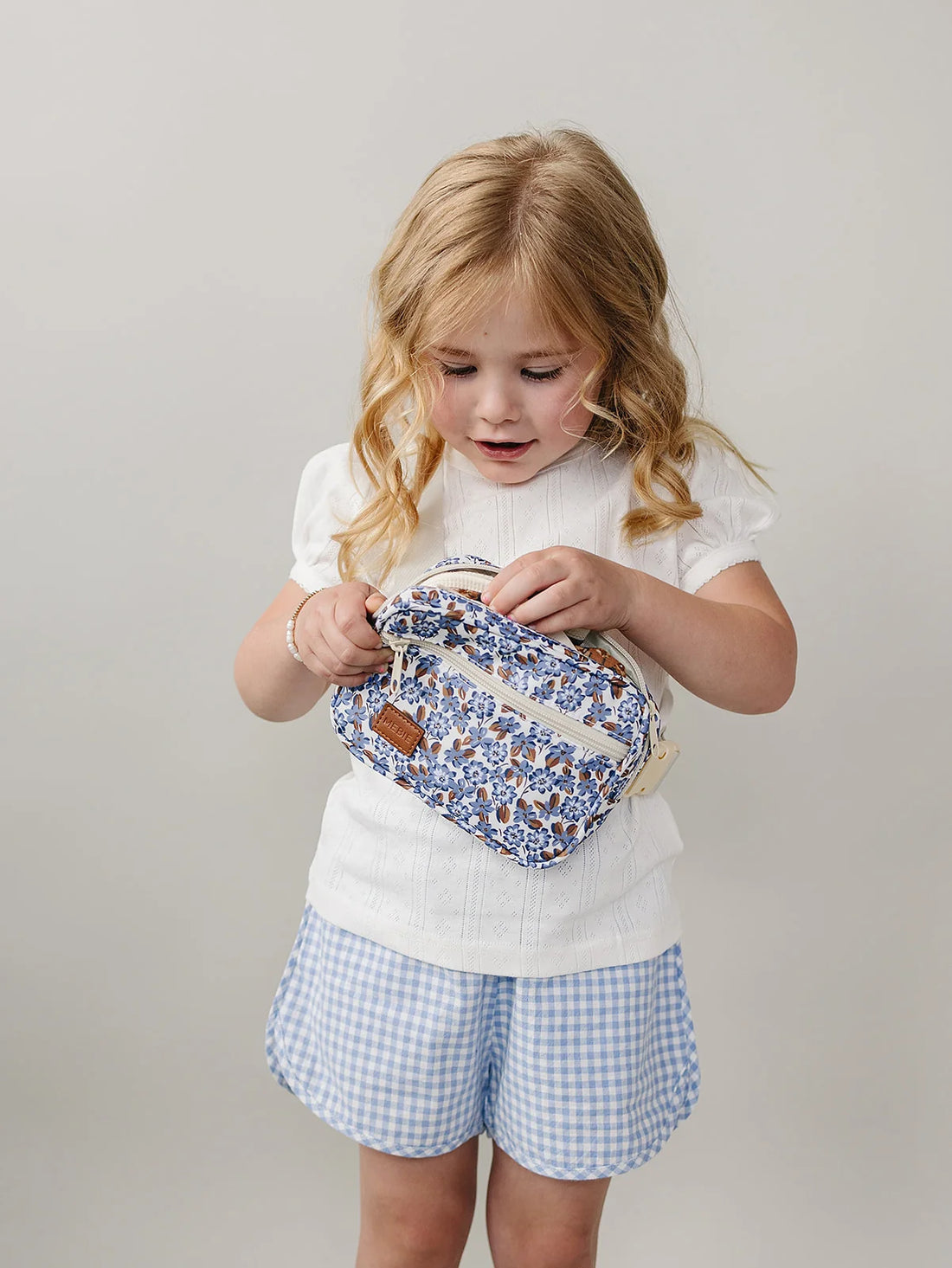 COTTAGE BLUE FLORAL FANNY PACK