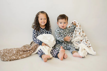 BROWN FLORAL BAMBOO FLEECE QUILT