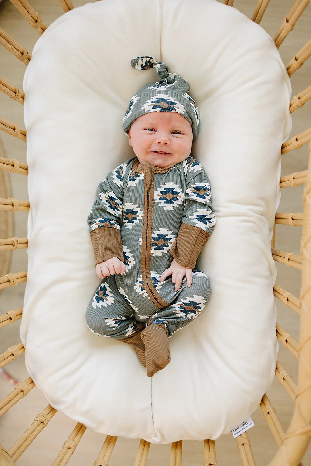 SOUTHWEST AZTEC RIBBED BAMBOO SLEEPER