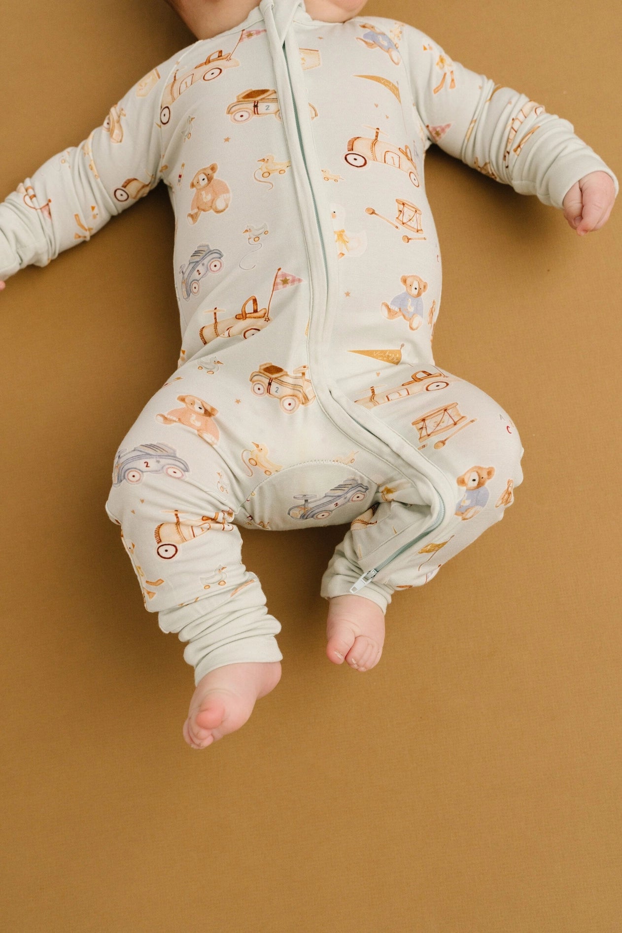 VINTAGE TOY BAMBOO SLEEPER