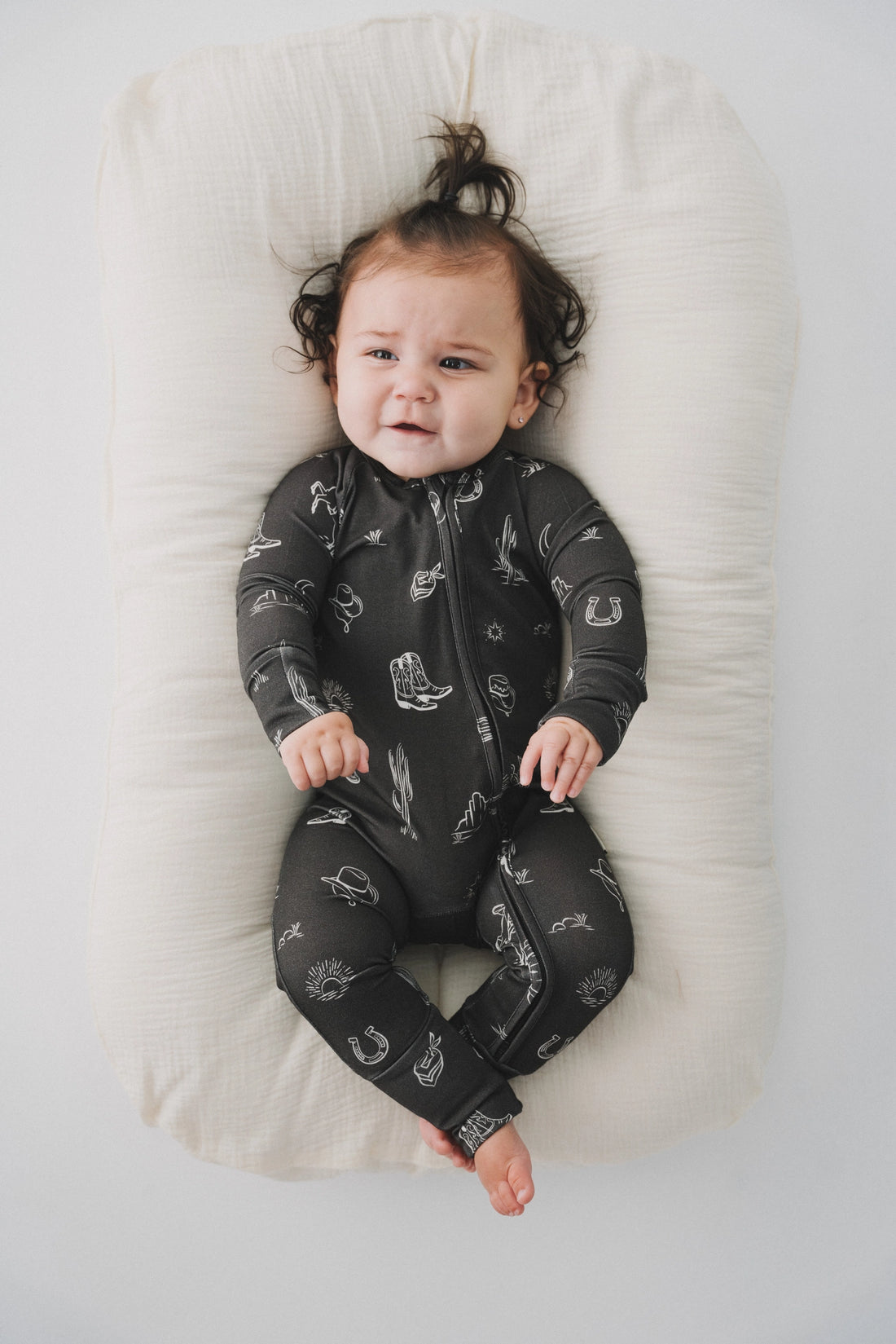 WESTERN ZIPPE ROMPER