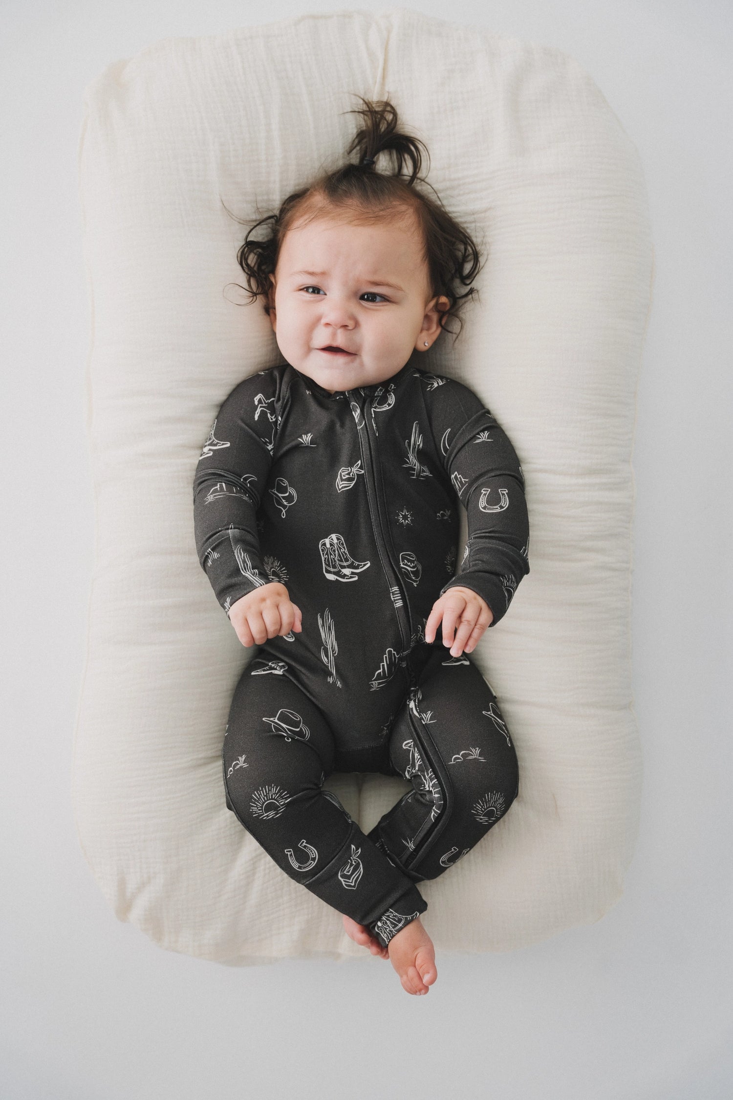WESTERN ZIPPE ROMPER