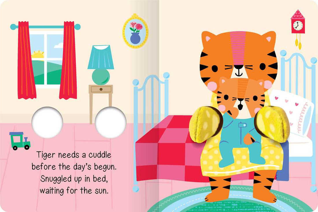 CUDDLE TIME - FINGER PUPPET BOOK