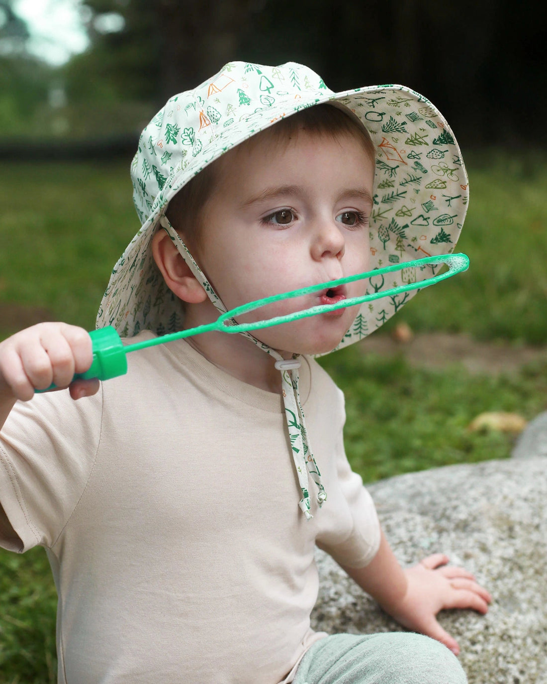 CAMP GROVE BUCKET HAT