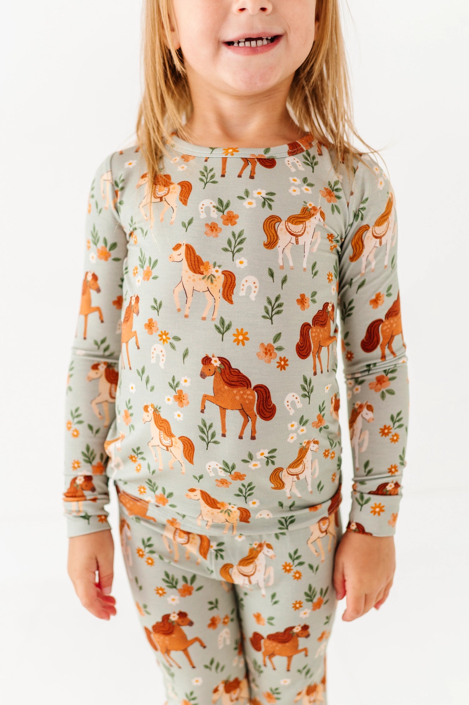 BABY BAMBOO PAJAMAS HORSIN AROUND