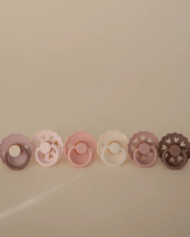 FRIGG BLOOMING LOVE PACIFIER - 6 PACK