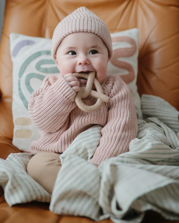 PRETZEL TEETHER